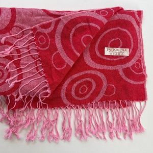 Pashmina shawl/scarf 27x64 reversible pattern